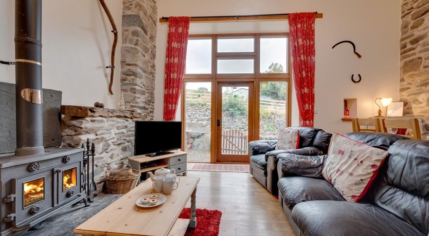 Photo of 4 Bed in Llanarmon Dyffryn Ceiriog