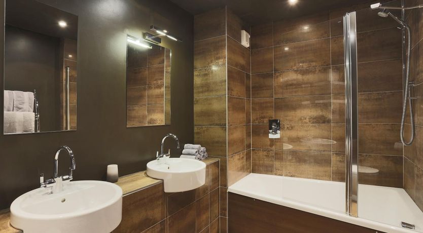 Photo of 6 Bed in Lavenham