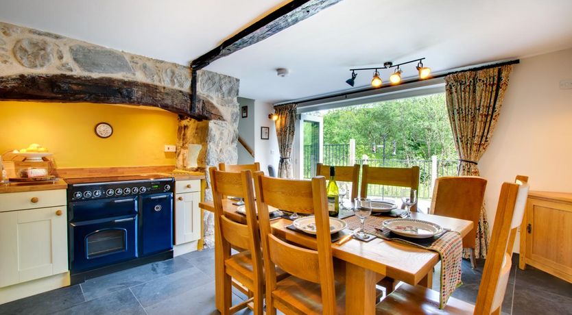 Photo of 3 Bed in Machynlleth