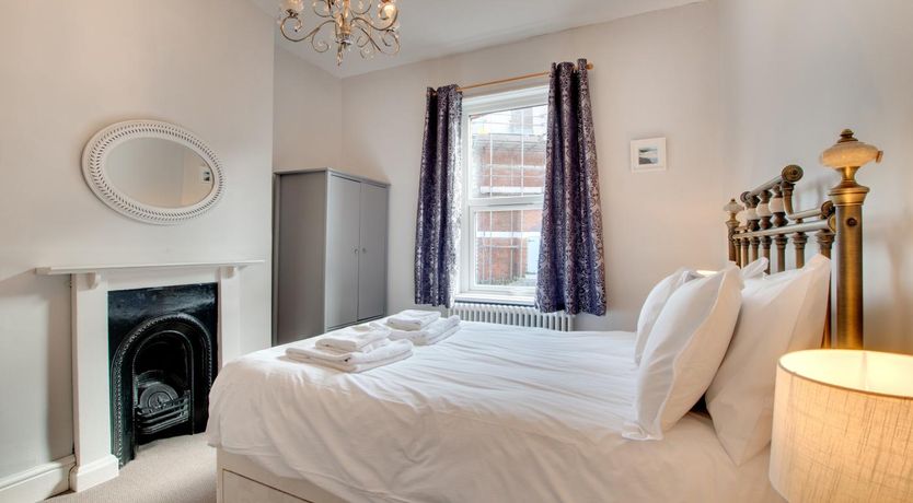 Photo of 4 Bed in Ilfracombe
