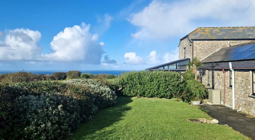 Photo of 2 Bed in Sennen