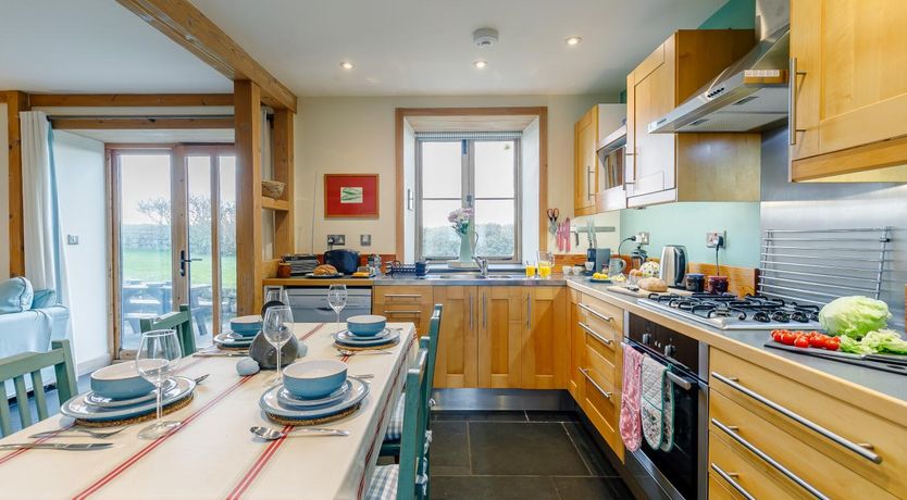 Photo of 2 Bed in Sennen