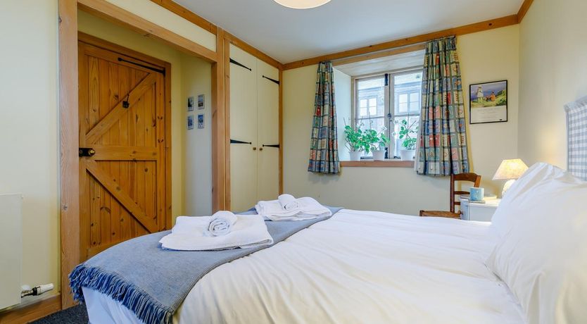 Photo of 2 Bed in Sennen
