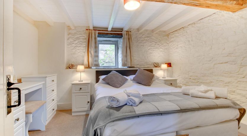Photo of 1 Bed in Totnes