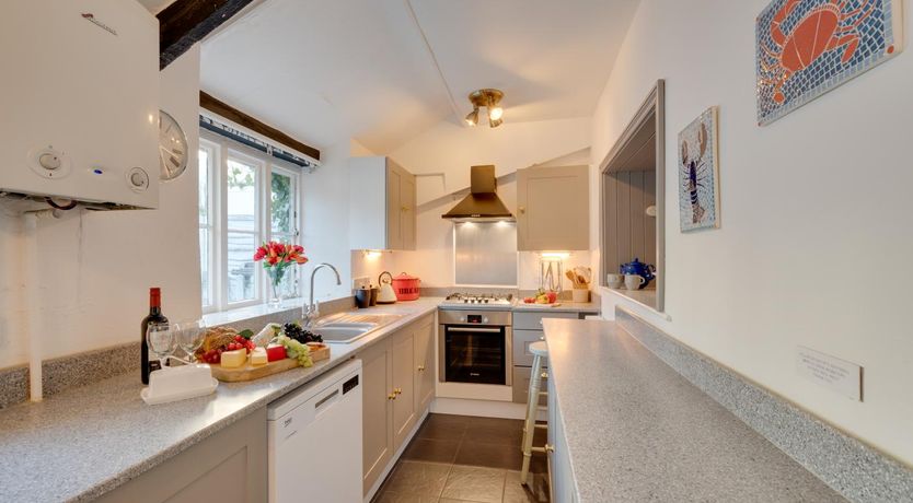 Photo of 4 Bed in Beer