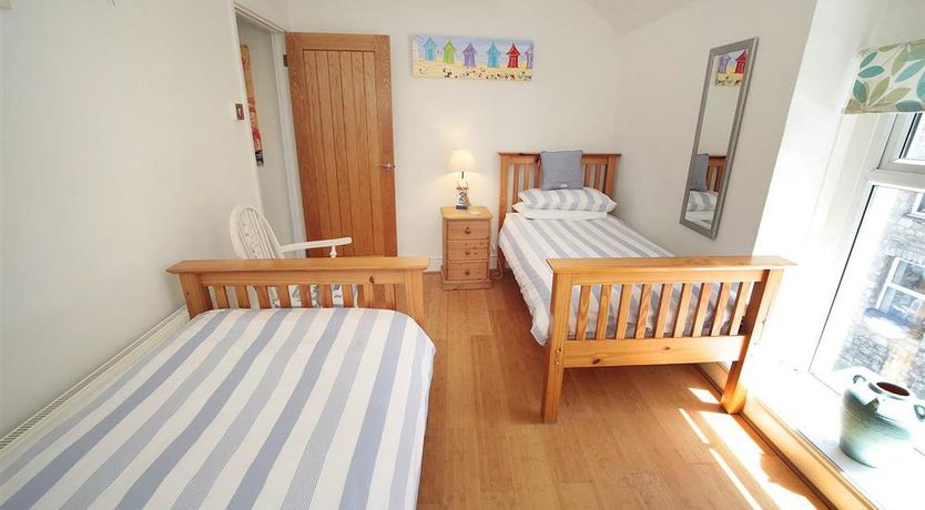 Photo of 2 Bed in Mumbles