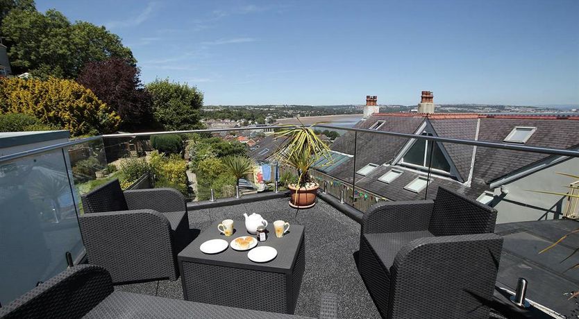 Photo of 2 Bed in Mumbles