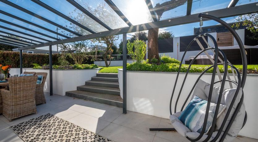 Photo of 4 Bed in Carbis Bay