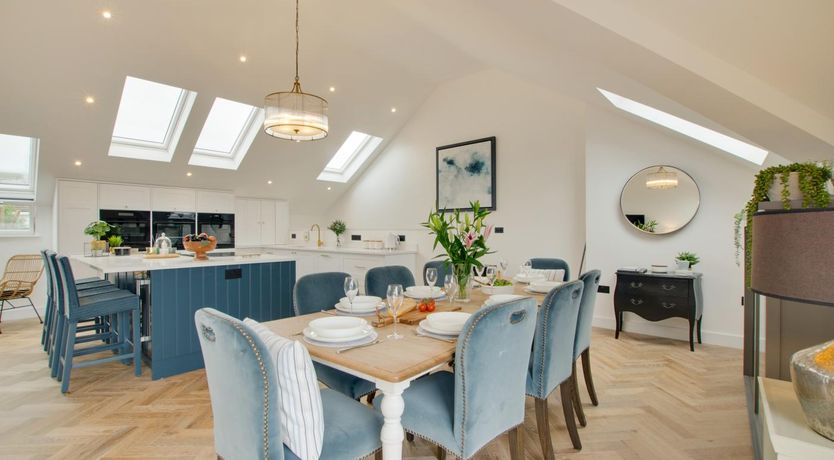 Photo of 4 Bed in Carbis Bay