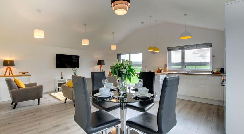 Photo of 2 Bed in St. Eval