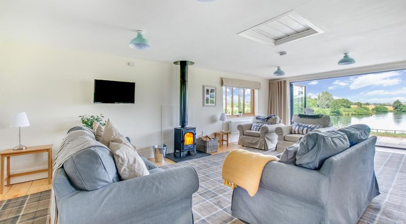 Photo of 3 Bed in Bassaleg