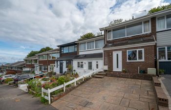 2 Bed in Mumbles Holiday Home