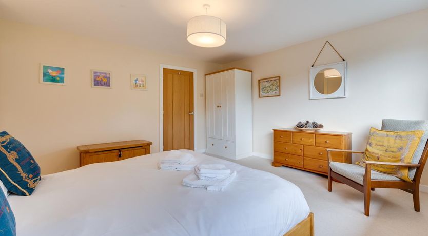 Photo of 2 Bed in Mumbles