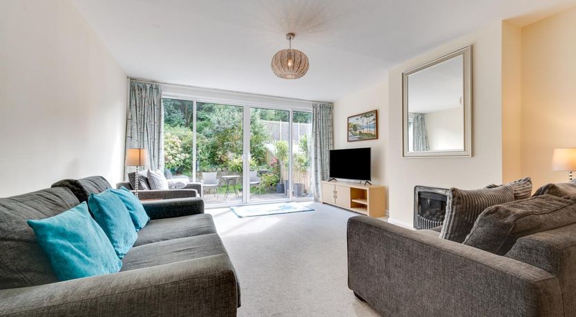 Photo of 2 Bed in Mumbles