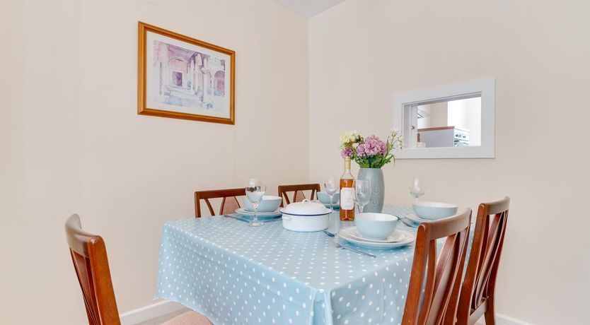 Photo of 2 Bed in Mumbles