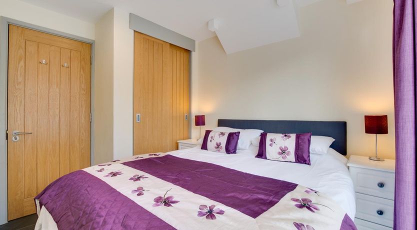 Photo of 3 Bed in Totnes