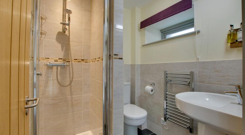 Photo of 3 Bed in Totnes