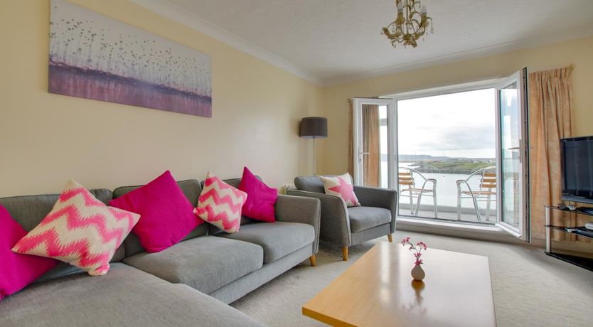 Photo of 3 Bed in Wyke Regis