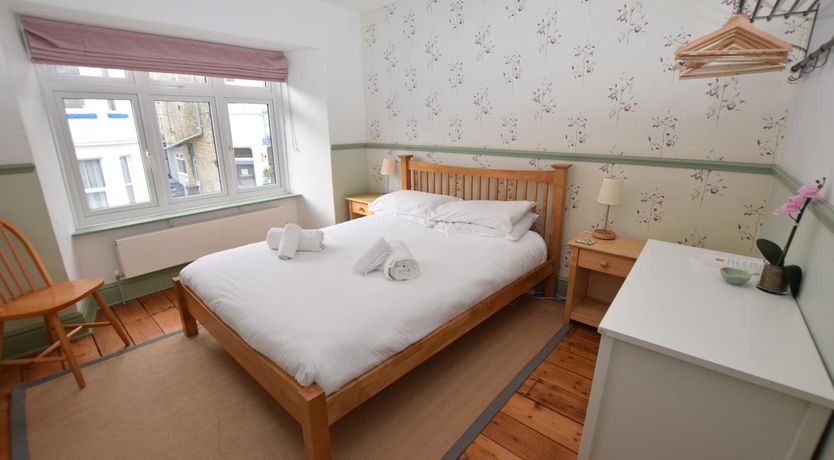 Photo of 3 Bed in Beer