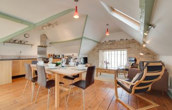 3 Bed in Beer Holiday Home