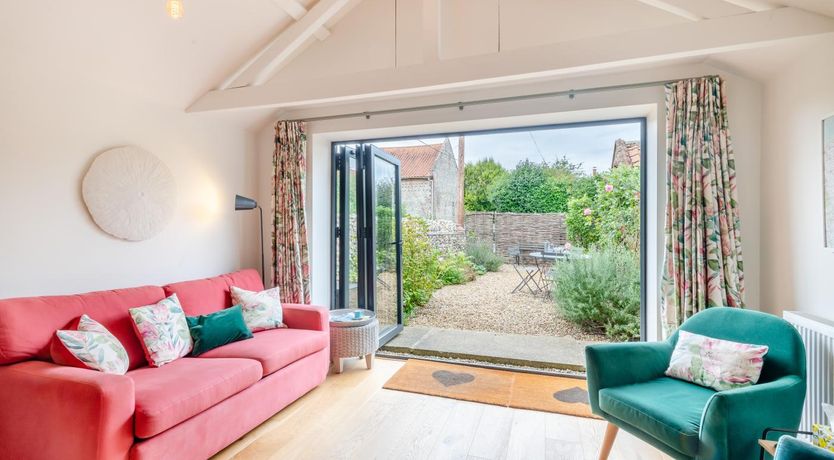 Photo of 2 Bed in Holt
