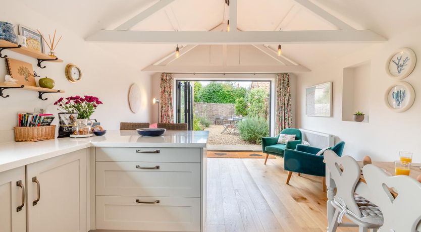 Photo of 2 Bed in Holt