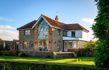 4 Bed in Blakeney Holiday Home