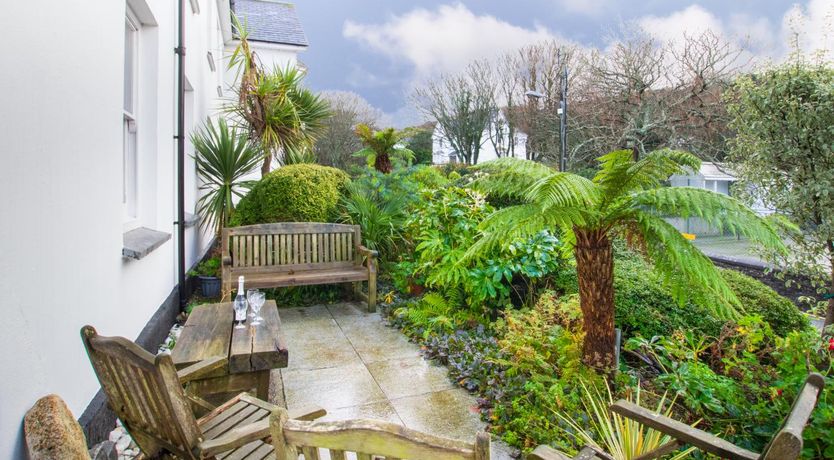 Photo of 3 Bed in St. Levan