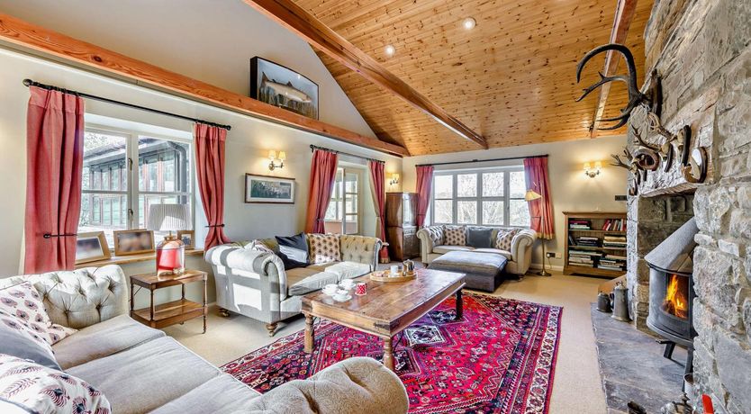 Photo of 4 Bed in Builth Wells