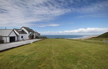 4 Bed in Gower Holiday Home