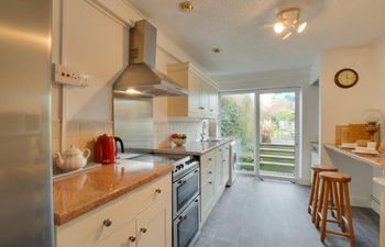 2 Bed in Reynoldston Holiday Home