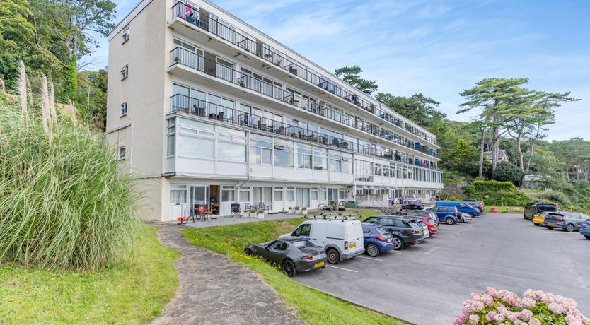 Photo of 1 Bed in Gower