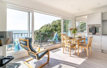 1 Bed in Gower Holiday Home