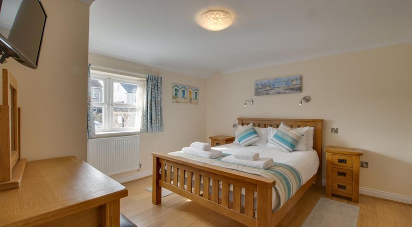 Photo of 3 Bed in Port Eynon