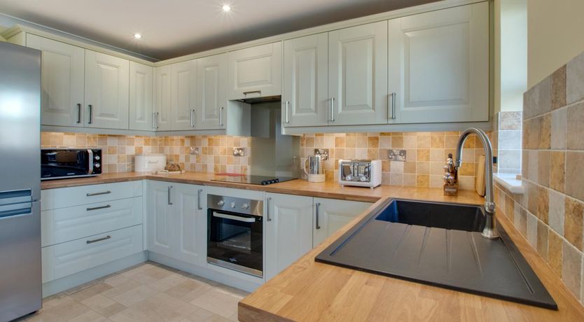 Photo of 3 Bed in Port Eynon