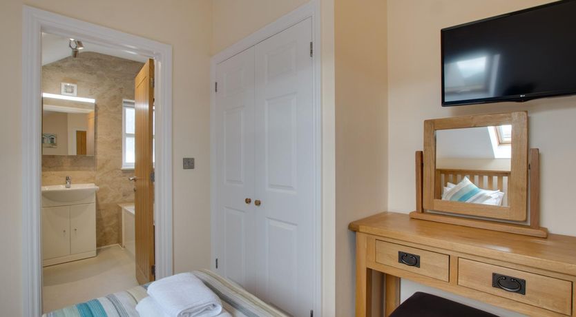 Photo of 3 Bed in Port Eynon