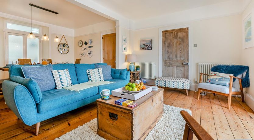Photo of 3 Bed in Looe
