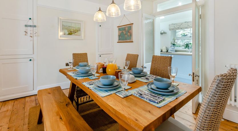 Photo of 3 Bed in Looe