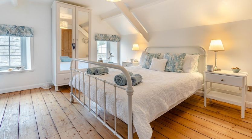 Photo of 3 Bed in Looe
