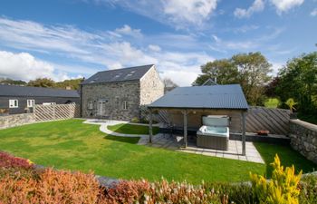 2 Bed in Aberystwyth Holiday Home
