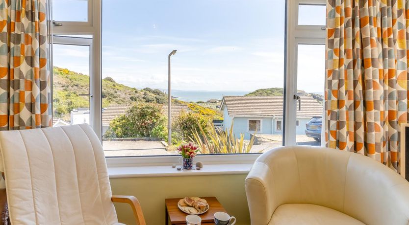 Photo of 2 Bed in Mumbles