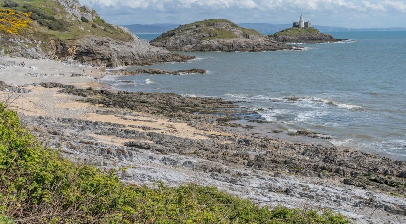 Photo of 2 Bed in Mumbles