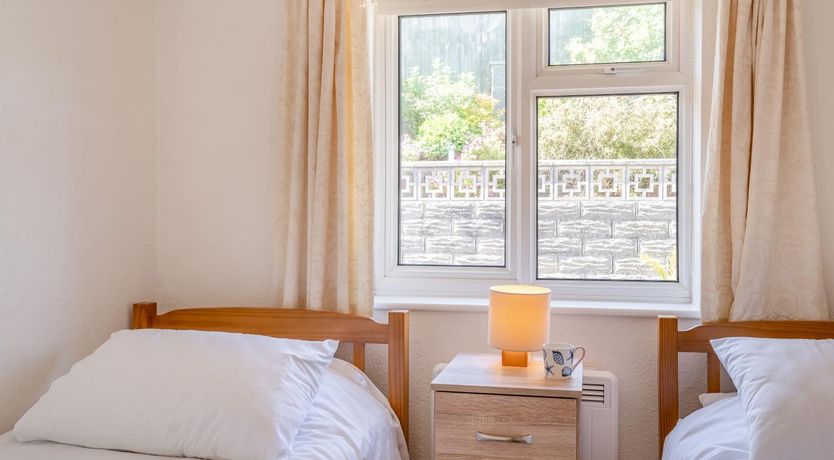 Photo of 2 Bed in Mumbles