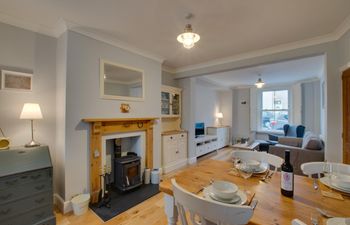 2 Bed in Mumbles Holiday Home