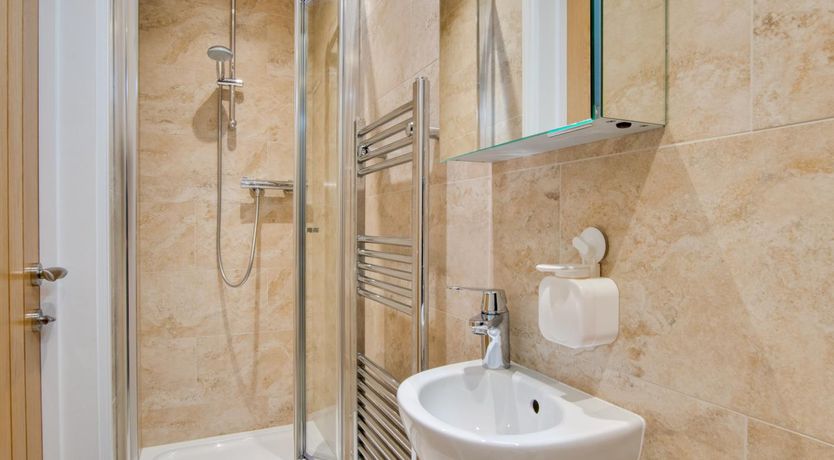 Photo of 2 Bed in Port Eynon