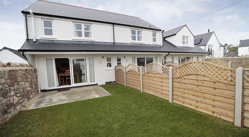 Photo of 2 Bed in Port Eynon