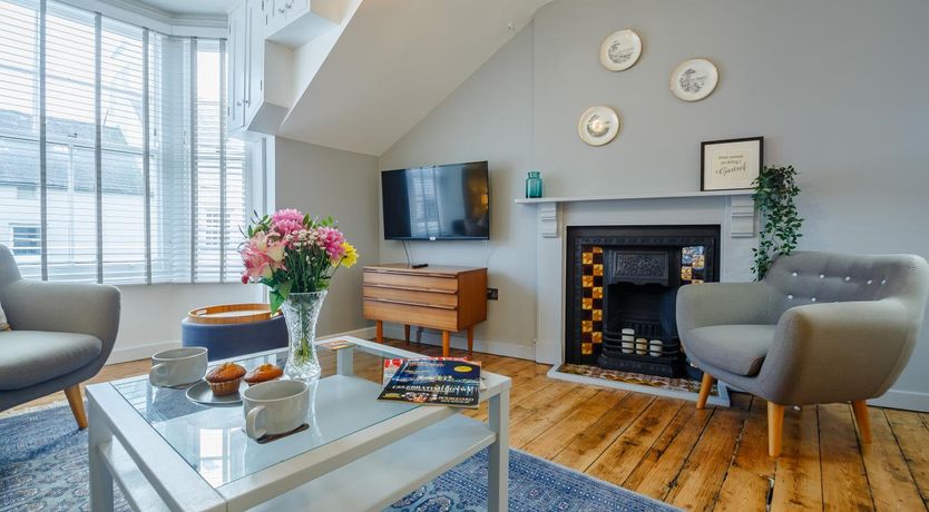 Photo of 1 Bed in Menai Bridge