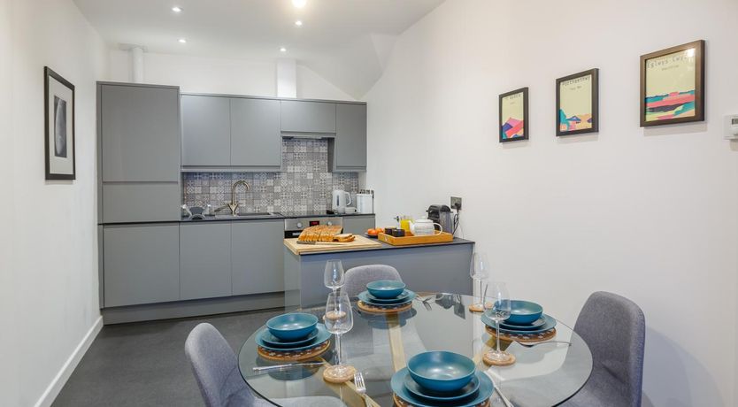 Photo of 1 Bed in Menai Bridge