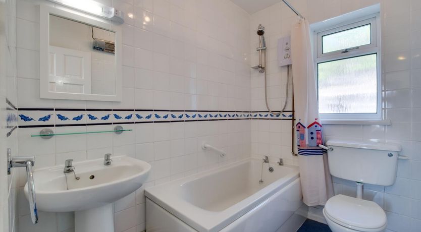 Photo of 2 Bed in Mumbles