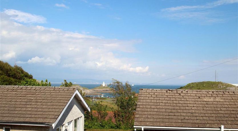 Photo of 2 Bed in Mumbles
